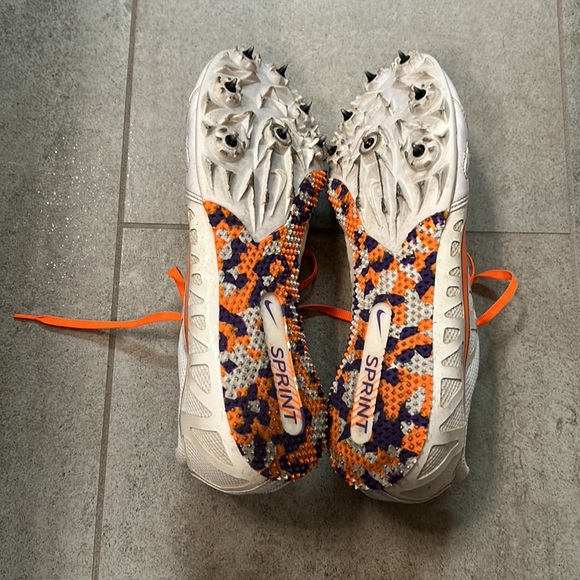 Nike track shoes with spikes size 10 - Picture 4 of 4